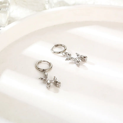 Pendientes de globos miniatura en forma de perro – Aros dorados con colgante de perro divertido